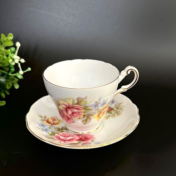 Regency England Pink and Yellow Roses Bone China Tea Cup and Saucer Gold Trim - Picture 2 of 12